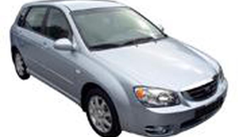 Чехлы на KIA Cerato I хэтчбек (2004-2009)