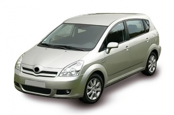 Чехлы на Toyota Corolla Verso (E120), 2001-2004