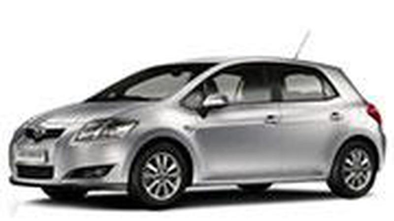 Чехлы на Toyota Auris (2007-2012)