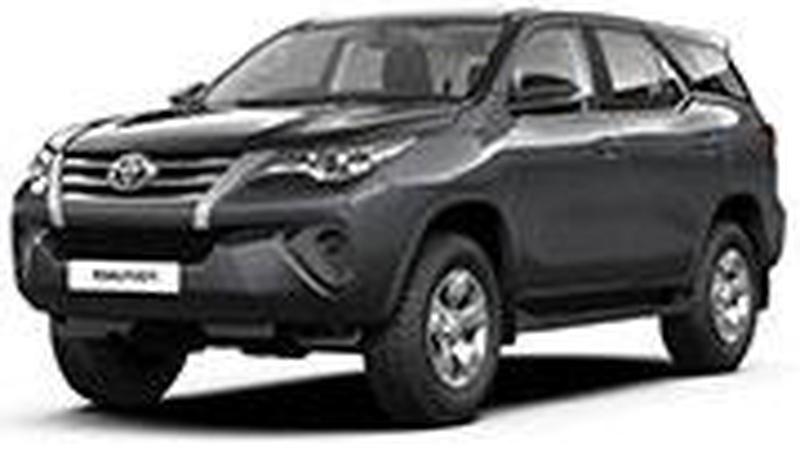Чехлы на Toyota Fortuner II (2015+)