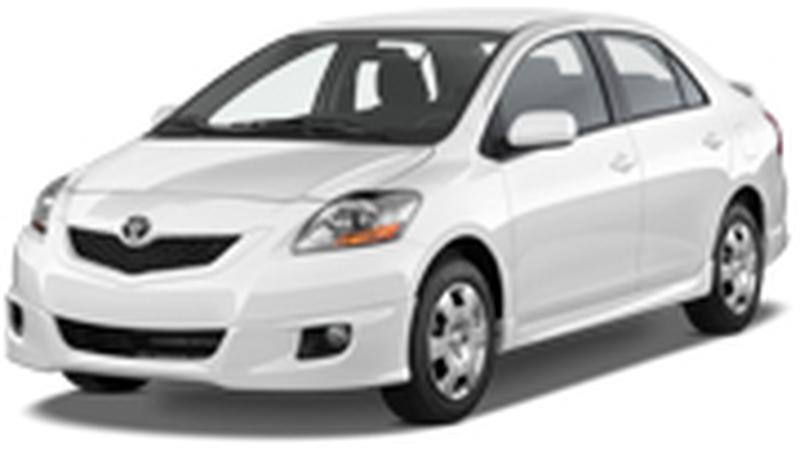 Чехлы на Toyota Yaris седан (2005-2011)
